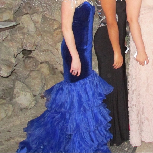 custom formal gown 💙 - Picture 1 of 8